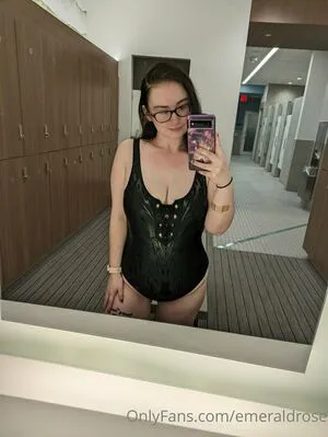 Emeraldrose OnlyFans Leaked Free Thumbnail Picture - #XJIRz5qbsd
