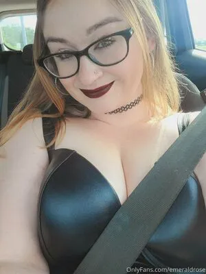 Emeraldrose OnlyFans Leaked Free Thumbnail Picture - #bAnm14S7P2