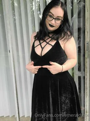 Emeraldrose OnlyFans Leaked Free Thumbnail Picture - #iGjhsAA9fl