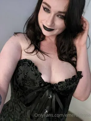 Emeraldrose OnlyFans Leaked Free Thumbnail Picture - #x3uBg6HcZ7