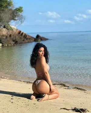 Emeraude Toubia OnlyFans Leaked Free Thumbnail Picture - #FAJB2FzQXf