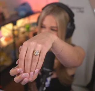 Emerome OnlyFans Leaked Free Thumbnail Picture - #Z0PTdTaKsa