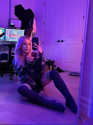 Emerome OnlyFans Leaked Free Thumbnail Picture - #879c5ahsJK