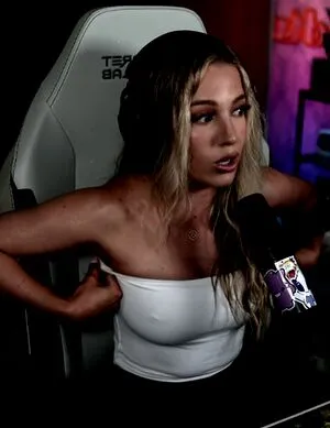 Emerome OnlyFans Leaked Free Thumbnail Picture - #BNS50iUtMs