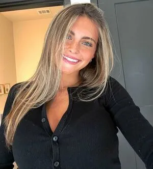 Emerson Llewallyn OnlyFans Leaked Free Thumbnail Picture - #D9Cm6Y2tpV