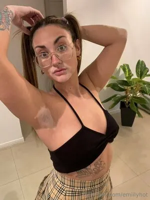 Emiilyhot OnlyFans Leaked Free Thumbnail Picture - #Dp1oHB2BS0