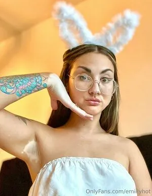 Emiilyhot OnlyFans Leaked Free Thumbnail Picture - #cOoBkiPCGI