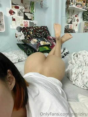 Emiiziru OnlyFans Leaked Free Thumbnail Picture - #vFfcDihRiA