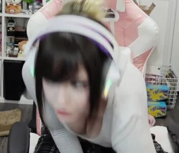 Emiki28 OnlyFans Leaked Free Thumbnail Picture - #WwoCyejmLZ