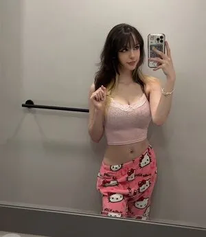Emiki28 OnlyFans Leaked Free Thumbnail Picture - #devejDQILT