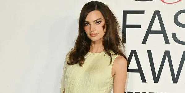 Emil Ratajkowski OnlyFans Leaked Free Thumbnail Picture - #ulmdswwDUF