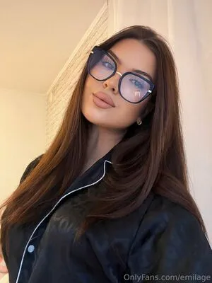 Emilage OnlyFans Leaked Free Thumbnail Picture - #JnbfqbItOK