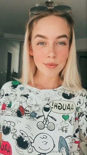 Emilage OnlyFans Leaked Free Thumbnail Picture - #YiYyW5VAyJ