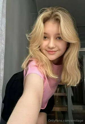 Emilage OnlyFans Leaked Free Thumbnail Picture - #neo4pWpEME