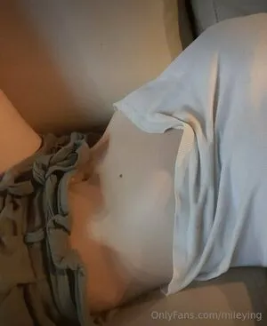 Emileying OnlyFans Leaked Free Thumbnail Picture - #HAl8rnfRQ5