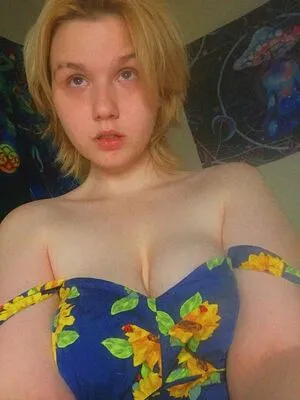 Emili Petite OnlyFans Leaked Free Thumbnail Picture - #lQJz4Bye6V
