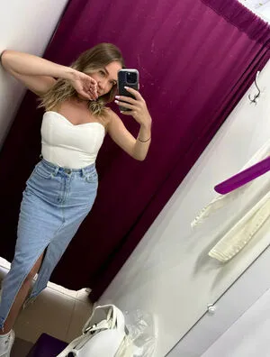 Emili1 Bc OnlyFans Leaked Free Thumbnail Picture - #ezYu4D7NNq