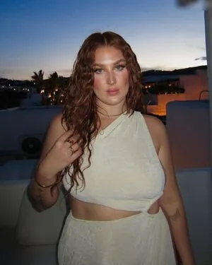 Emilia Baumgart OnlyFans Leaked Free Thumbnail Picture - #MyaZ2YUqXM
