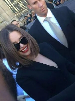 Emilia Clarke OnlyFans Leaked Free Thumbnail Picture - #03EzjxBt0k