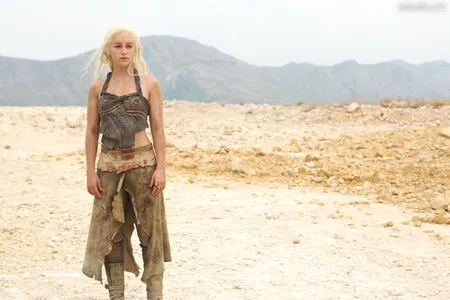 Emilia Clarke OnlyFans Leaked Free Thumbnail Picture - #07F1k59yul