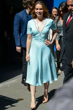 Emilia Clarke OnlyFans Leaked Free Thumbnail Picture - #0ZXvrMJ1N8