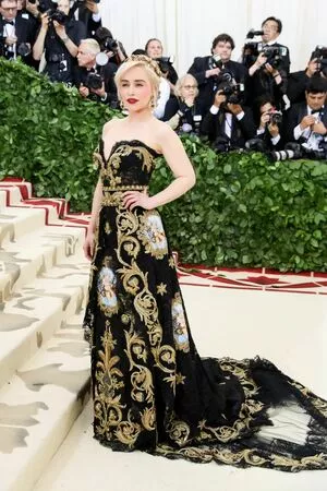 Emilia Clarke OnlyFans Leaked Free Thumbnail Picture - #1BrdpowoWb