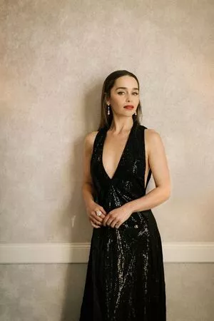 Emilia Clarke OnlyFans Leaked Free Thumbnail Picture - #1NBrFtS1pV