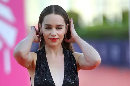 Emilia Clarke OnlyFans Leaked Free Thumbnail Picture - #1WP6ZLQmIF