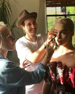 Emilia Clarke OnlyFans Leaked Free Thumbnail Picture - #3Cj9if1Wsy