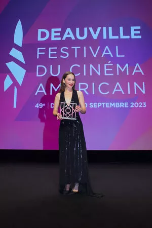 Emilia Clarke OnlyFans Leaked Free Thumbnail Picture - #4VtvF5y2ed