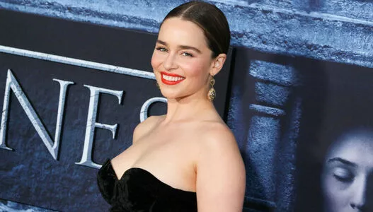 Emilia Clarke OnlyFans Leaked Free Thumbnail Picture - #4dGU7t4San