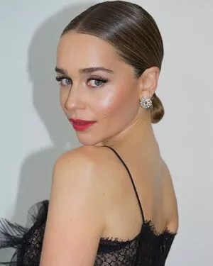 Emilia Clarke OnlyFans Leaked Free Thumbnail Picture - #4vcuPxrww4