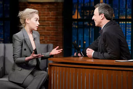 Emilia Clarke OnlyFans Leaked Free Thumbnail Picture - #7LkZM8BzVo