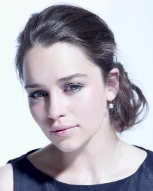 Emilia Clarke OnlyFans Leaked Free Thumbnail Picture - #7oSUPlVv67