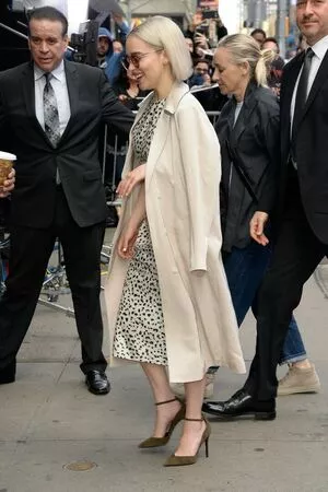Emilia Clarke OnlyFans Leaked Free Thumbnail Picture - #949GSp9Q60