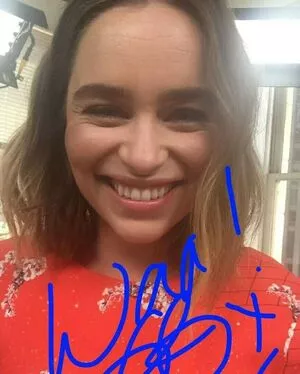 Emilia Clarke OnlyFans Leaked Free Thumbnail Picture - #9CaTsmQ400