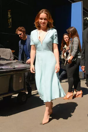 Emilia Clarke OnlyFans Leaked Free Thumbnail Picture - #9V7BfAmbEg