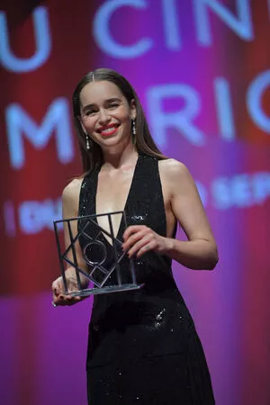 Emilia Clarke OnlyFans Leaked Free Thumbnail Picture - #9ttc3dExO3