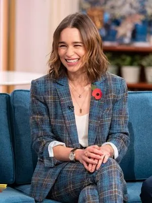 Emilia Clarke OnlyFans Leaked Free Thumbnail Picture - #CyWFIsIzbz