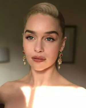 Emilia Clarke OnlyFans Leaked Free Thumbnail Picture - #E1f6pWP7YB