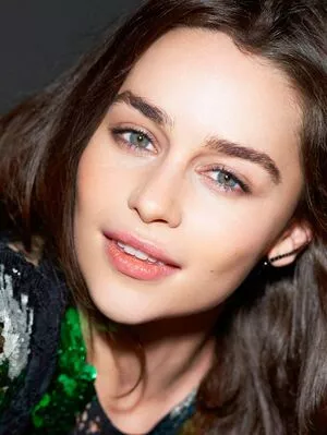 Emilia Clarke OnlyFans Leaked Free Thumbnail Picture - #F34Rgesh19
