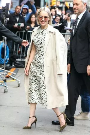 Emilia Clarke OnlyFans Leaked Free Thumbnail Picture - #F4i9E69WQw