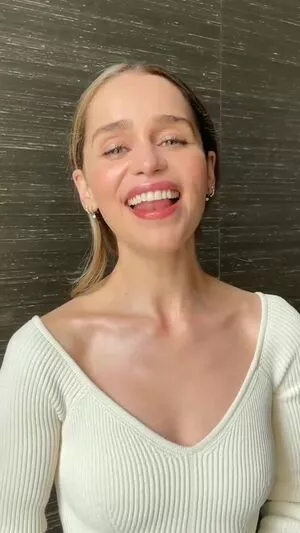 Emilia Clarke OnlyFans Leaked Free Thumbnail Picture - #FXU87NW58L