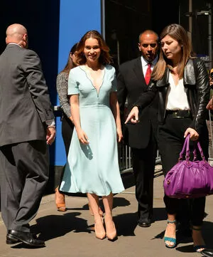 Emilia Clarke OnlyFans Leaked Free Thumbnail Picture - #IAvguK8pvf
