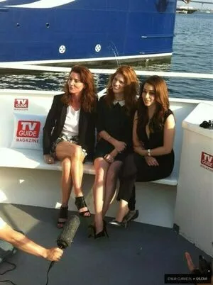 Emilia Clarke OnlyFans Leaked Free Thumbnail Picture - #ICARKDcnts