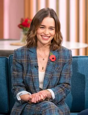 Emilia Clarke OnlyFans Leaked Free Thumbnail Picture - #KWZRhHS2pz