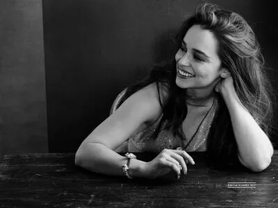Emilia Clarke OnlyFans Leaked Free Thumbnail Picture - #Kw2aa3GrZY