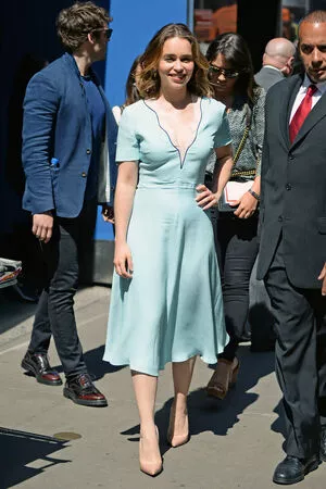 Emilia Clarke OnlyFans Leaked Free Thumbnail Picture - #NskOKaOknV