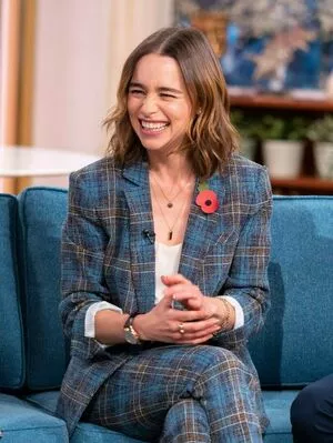Emilia Clarke OnlyFans Leaked Free Thumbnail Picture - #PzoFXiNTFG
