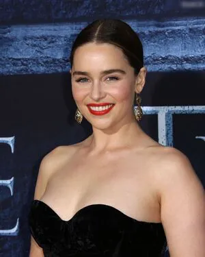 Emilia Clarke OnlyFans Leaked Free Thumbnail Picture - #TJk3Nbq19D